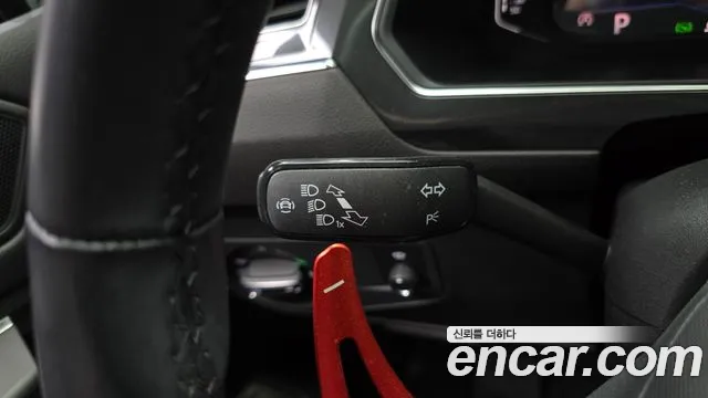 Volkswagen Tiguan — Фото автомобиля 27
