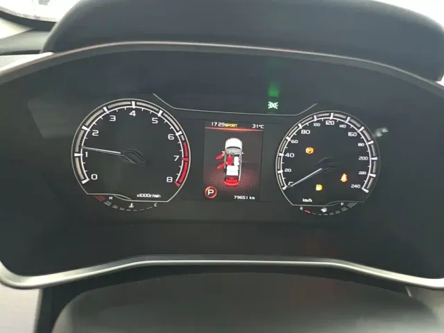 Geely Binyue — Фото автомобиля 11
