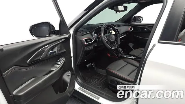 ChevroletGMDaewoo Trailblazer Trailblazer 1.3 турбо 4WD — Фото автомобиля 10