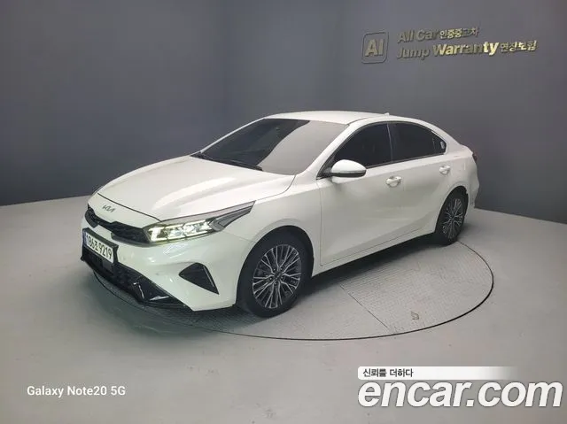 Фотография автомобиля — Kia K3 Generation 2
