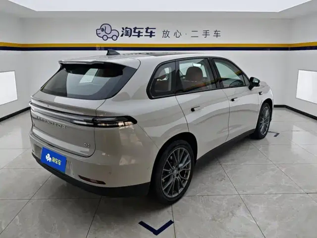 Leapmotor C10 — Фото автомобиля 3