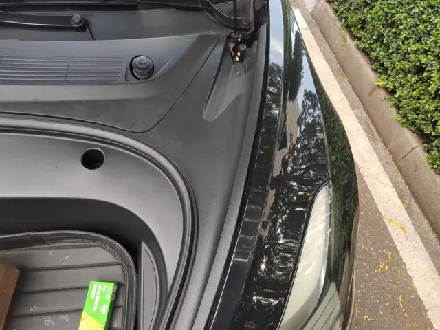 Tesla Model 3 — Фото автомобиля 20