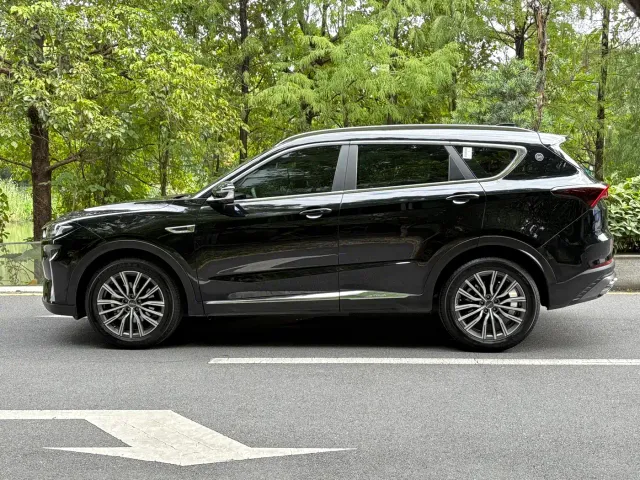 Jetour X70 Plus — Фото автомобиля 3