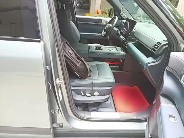 BYD FangChengBao Titanium 7 — Фото автомобиля 24