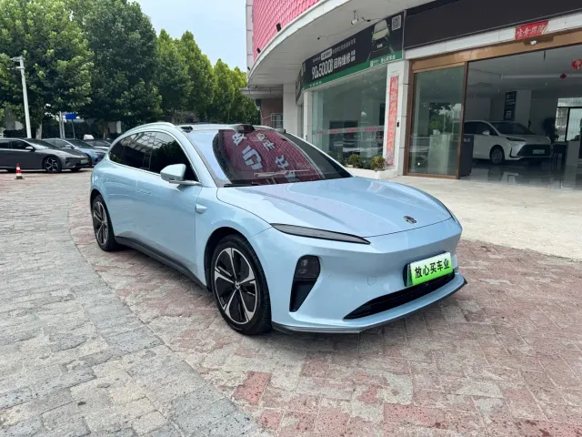 Nio ET5 Touring — Фото автомобиля 3