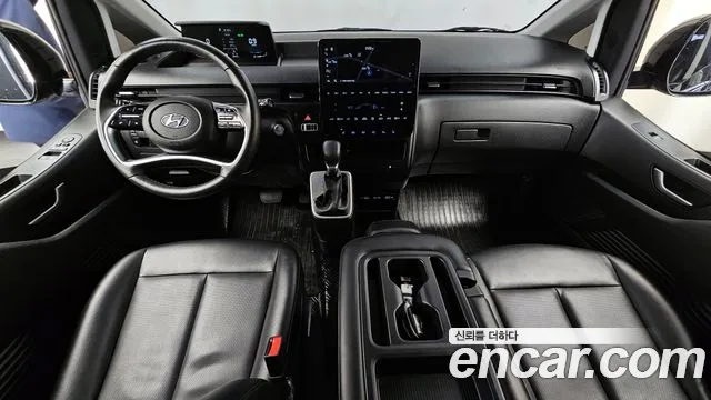 Hyundai Staria Staria 4WD Tourer 9 мест — Фото автомобиля 7