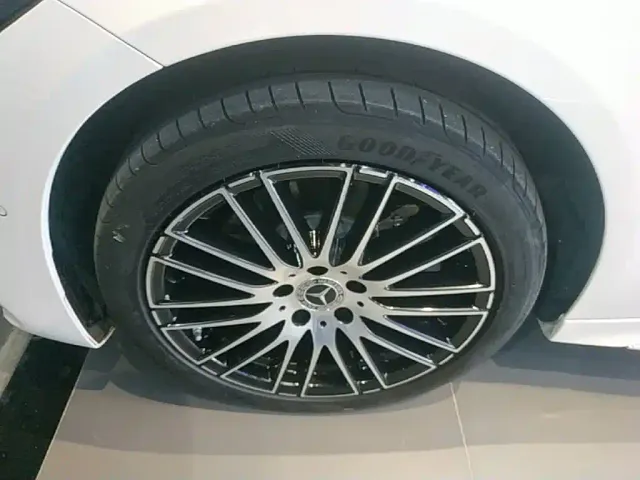 Mercedes-Benz C-Class — Фото автомобиля 22