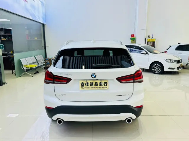 BMW X1 — Фото автомобиля 4