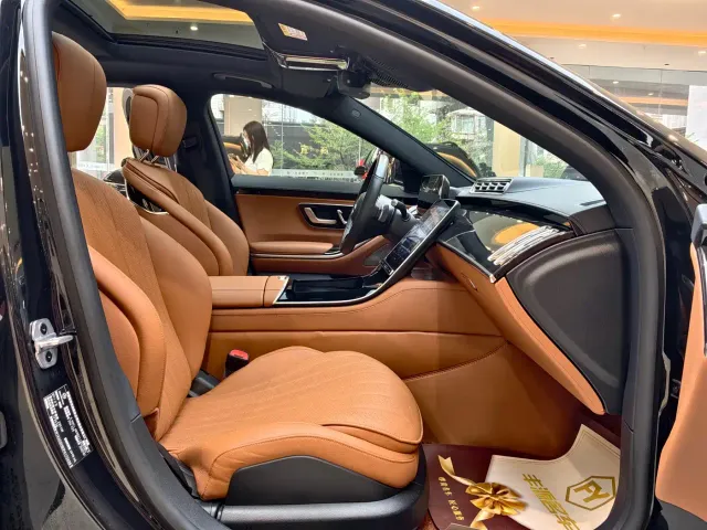 Mercedes-Benz S-Class — Фото автомобиля 8