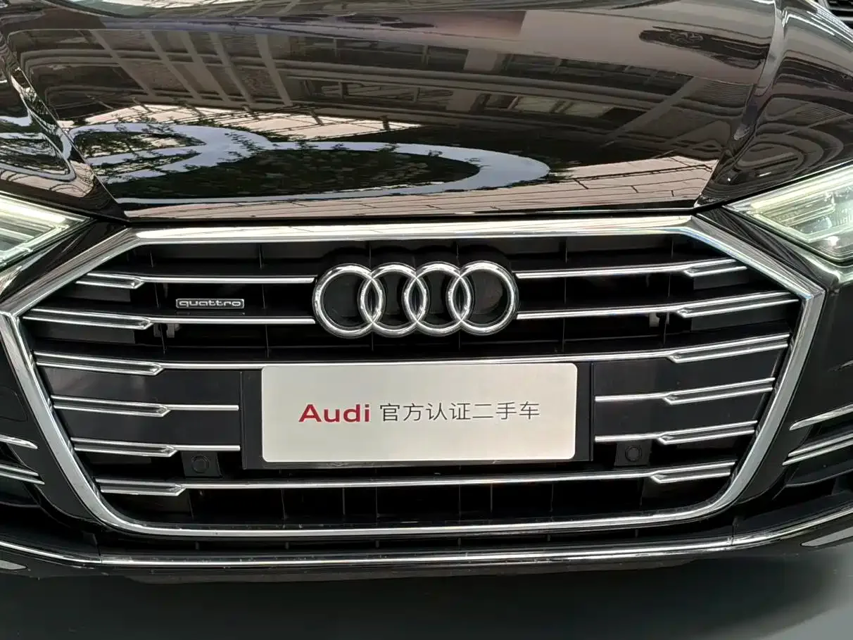 Audi Audi A8 2022 A8L 50 TFSI quattro Comfort Collector's Edition — Фото автомобиля 16