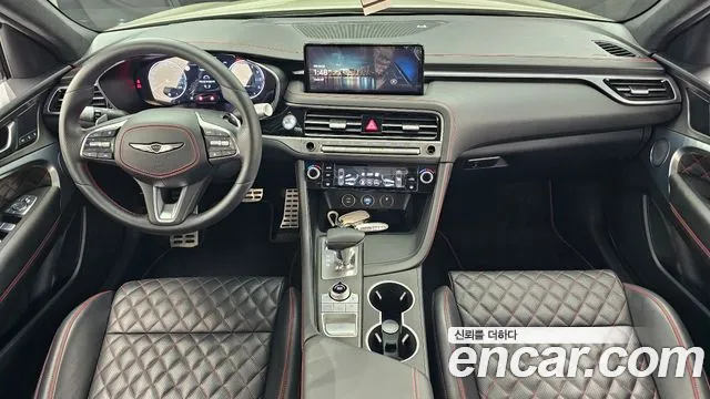 Genesis G70 New — Фото автомобиля 10