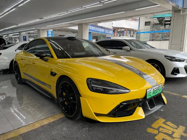 Xiaomi Auto Xiaomi SU7 Ultra 2025 Model Ultra — Фото автомобиля 12