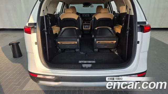 Kia Canival Carnival 4 поколение Бензин 9 мест Prestige — Фото автомобиля 20
