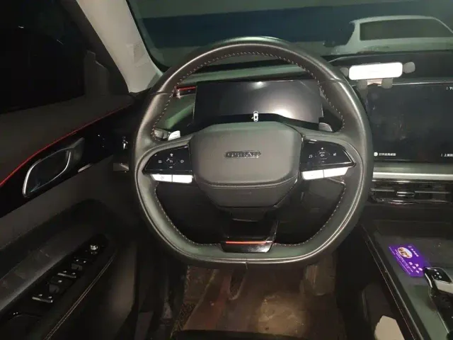 Changan Z6 — Фото автомобиля 2
