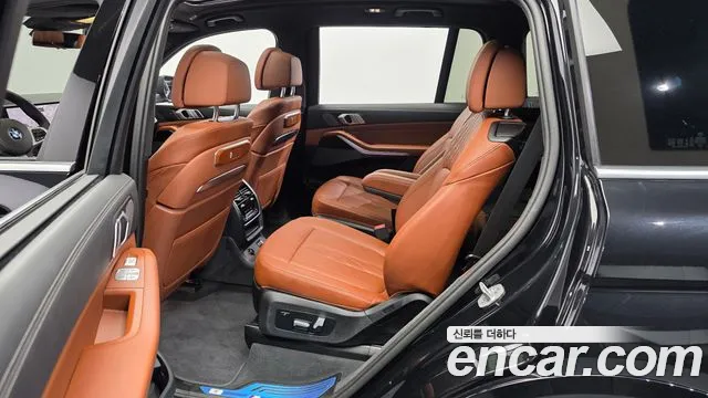 BMW X7 G07 — Фото автомобиля 15