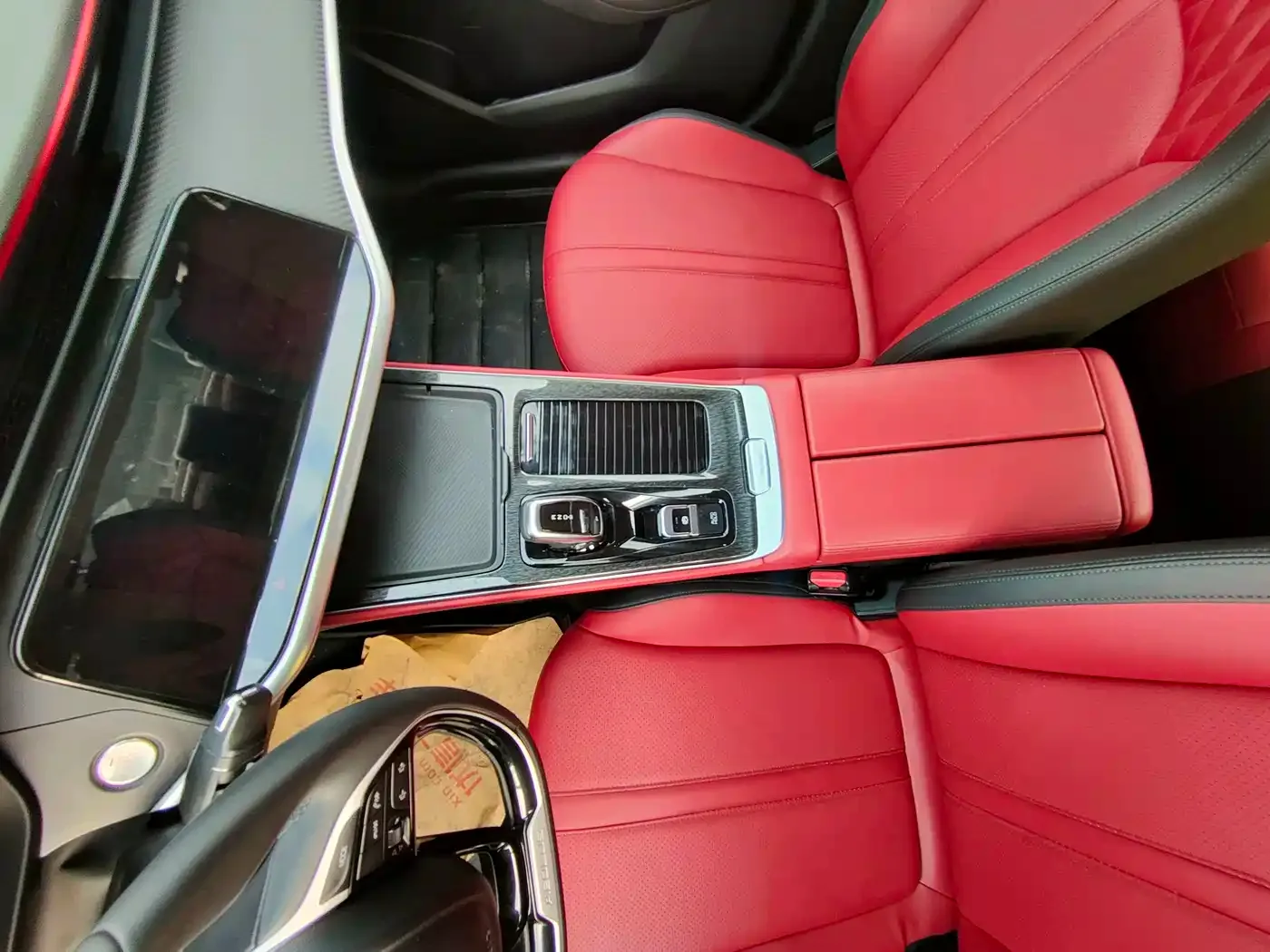 Dongfeng Aeolus Yixuan MAX 2021 1.5T Dark Night Dawn Edition — Фото автомобиля 6