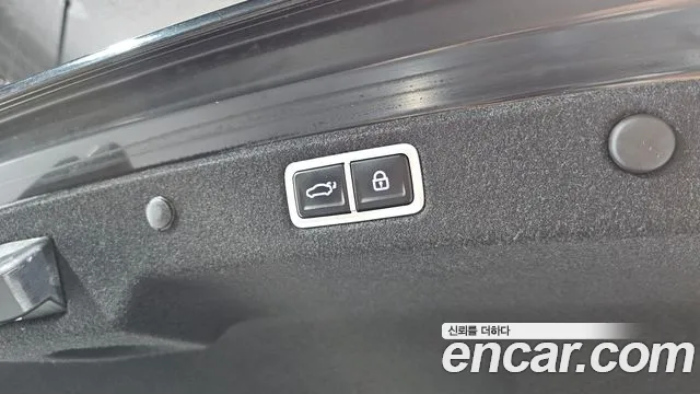 Hyundai Grandeur GN7 — Фото автомобиля 24
