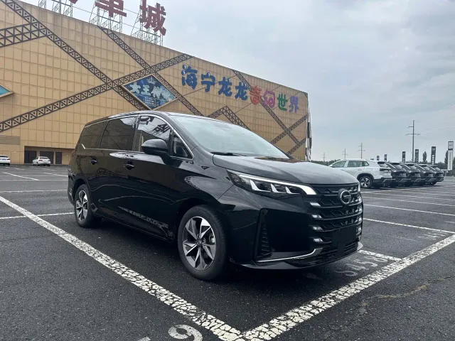 GAC Trumpchi M6 — Фото автомобиля 2
