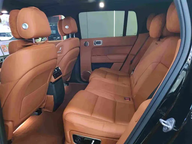 Li Auto L7 — Фото автомобиля 5