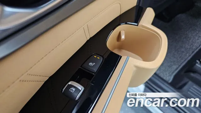 Kia Sorento Sorento 4-е поколение Дизель 2.2 2WD — Фото автомобиля 27