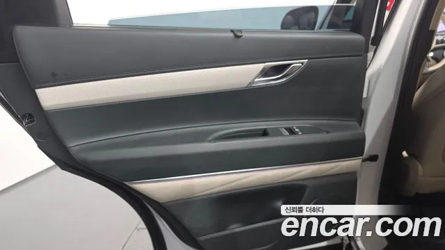 Genesis GV80 — Фото автомобиля 14