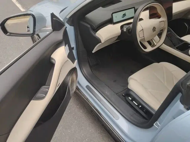 Nio ET5 Touring — Фото автомобиля 11