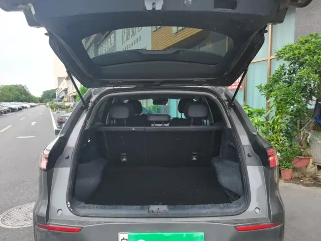 Geely Galaxy E5 — Фото автомобиля 18