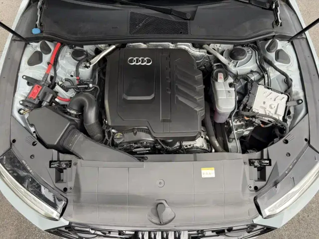 Audi A7L — Фото автомобиля 16