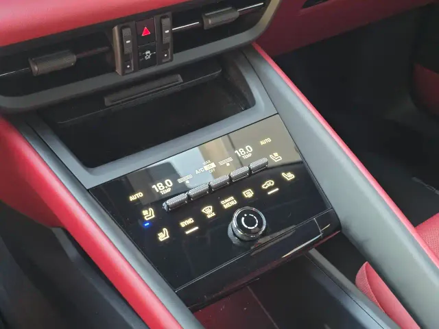 Porsche Macan EV — Фото автомобиля 12