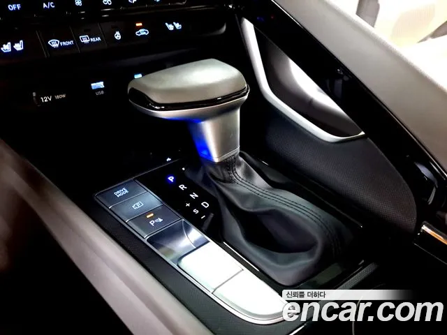 Hyundai Avante — Фото автомобиля 9