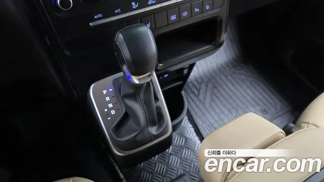 Hyundai Staria New — Фото автомобиля 9