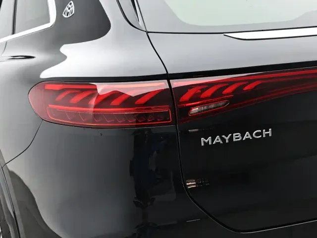 Mercedes-Benz Maybach EQS SUV — Фото автомобиля 7