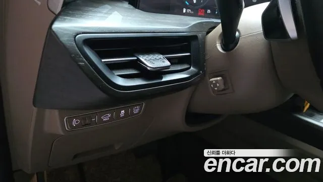 Kia K8 K8 Hybrid — Фото автомобиля 14