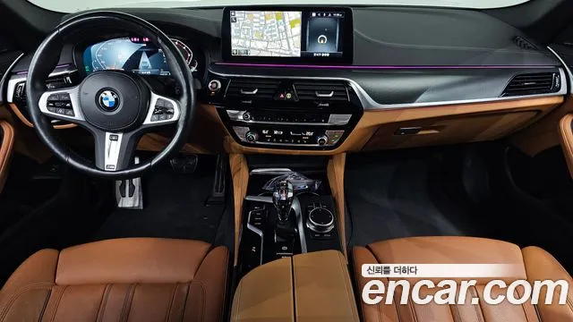 BMW 5 Series G30 — Фото автомобиля 10