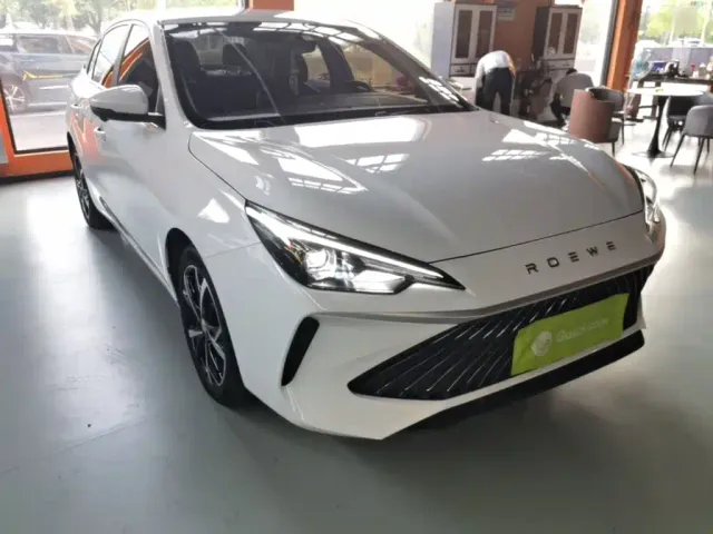 Roewe i5 — Фото автомобиля 3