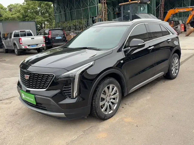 Фотография автомобиля — Cadillac XT4