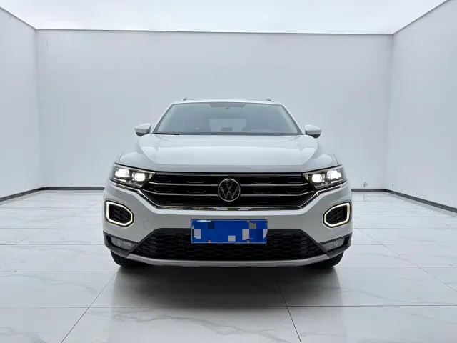 Volkswagen T-Roc — Фото автомобиля 2