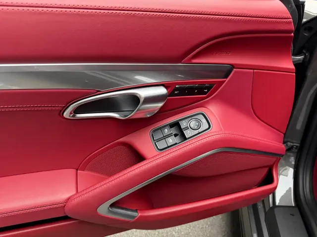 Porsche 718 — Фото автомобиля 14