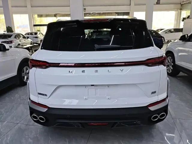 Geely Binyue — Фото автомобиля 5