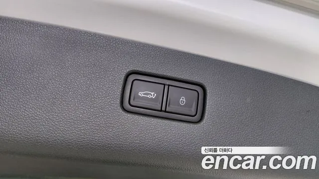 Genesis GV80 — Фото автомобиля 22