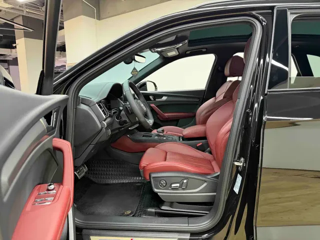 Audi Q5L — Фото автомобиля 9