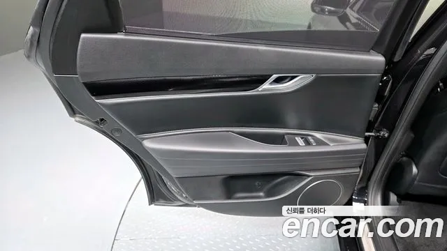 Genesis G80 Бензин 2.5 турбо AWD — Фото автомобиля 21