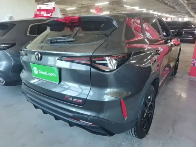 Changan X5 Plus — Фото автомобиля 6