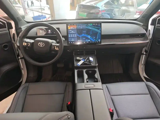 Toyota BoZhi 3X — Фото автомобиля 9