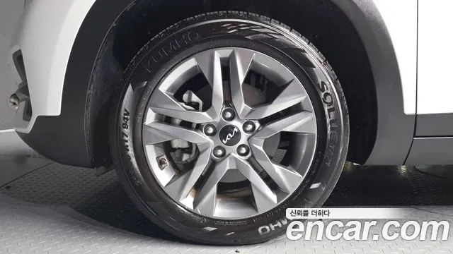 Kia Seltos — Фото автомобиля 5