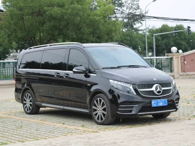 Mercedes-Benz V-Class — Фото автомобиля 3
