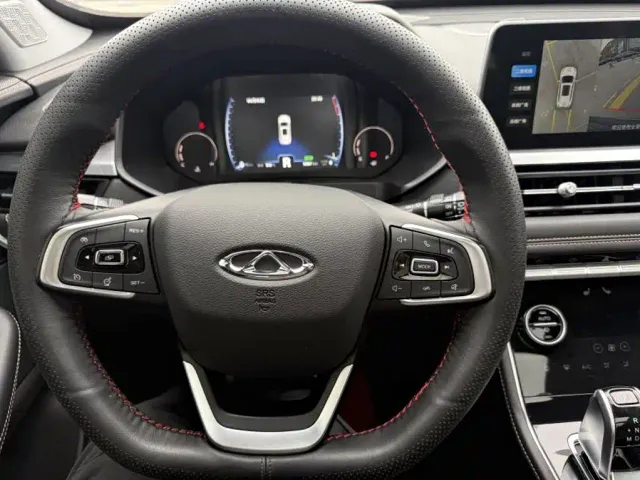Chery Tiggo 8 — Фото автомобиля 14