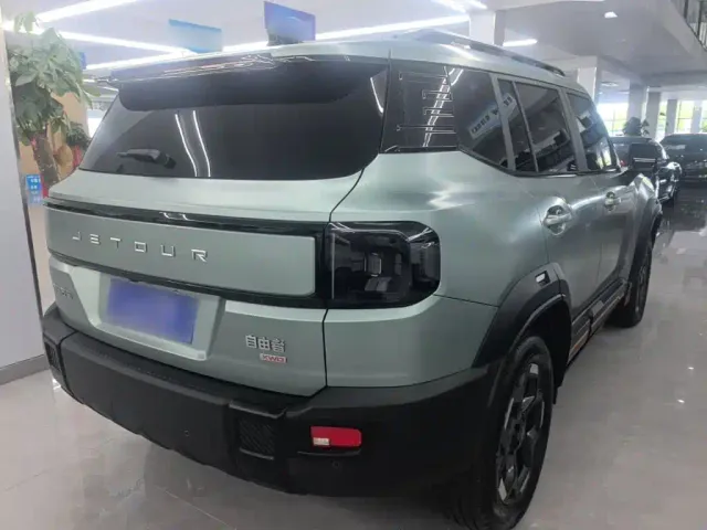 Jetour T1 — Фото автомобиля 4