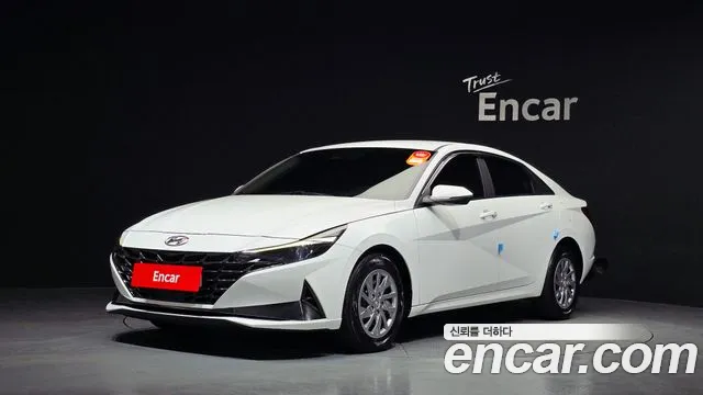 Фотография автомобиля — Hyundai Avante CN7