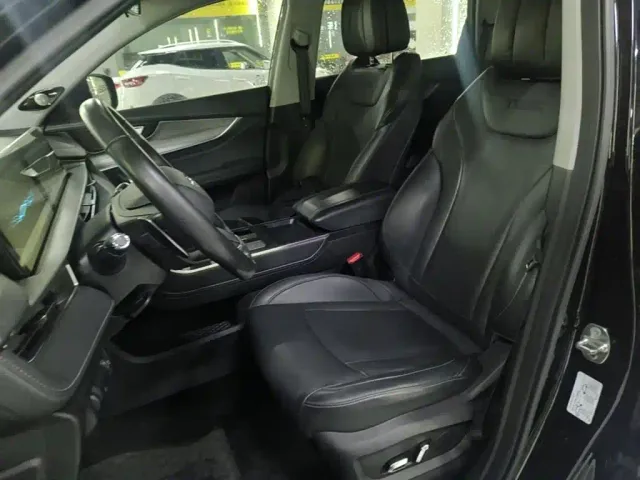 Chery Tiggo 8 — Фото автомобиля 14